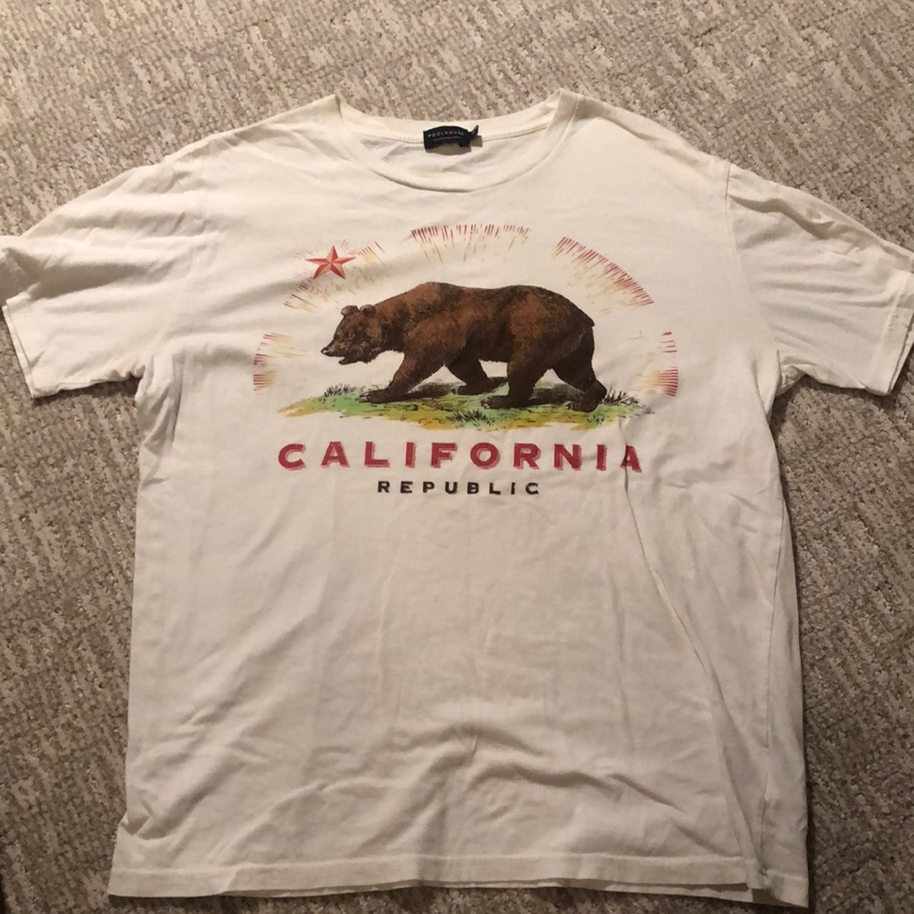 Pool house “California Republic” tshirt
